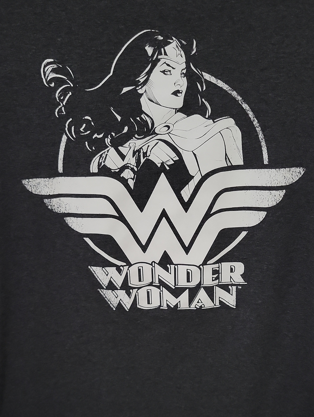 Wonder Women Graphic Tee, Size Large (11/13) - Picture 3 of 6